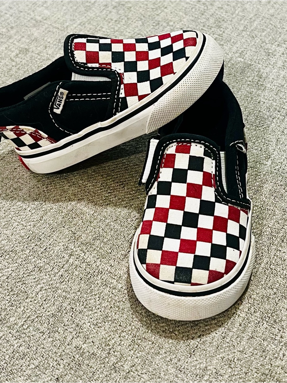 Vans Kids Checkerboard Slip-On Velcro Sneakers - Black/Red/White - Picture 3 of 4